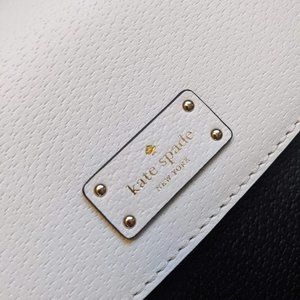 Kate Spade Crossbody bag